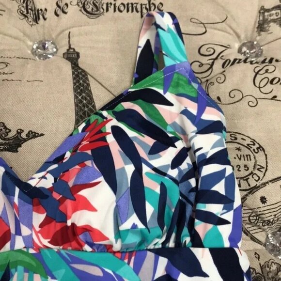 Swim Solutions Palm Springs Print Tiered SwimTop - Picture 5 of 6